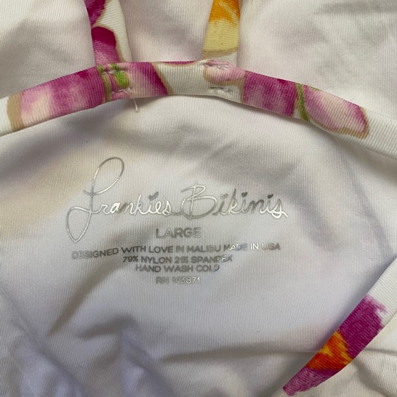 Frankies Bikini pink floral poppy two piece - Picture 4 of 8